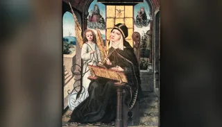 Santa Brigida di Svezia in abito vedovile scrive a un leggio mentre un angelo le detta